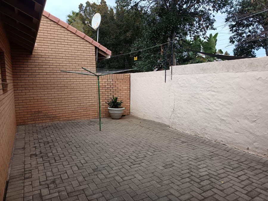3 Bedroom Property for Sale in Roylglen Gardens Northern Cape